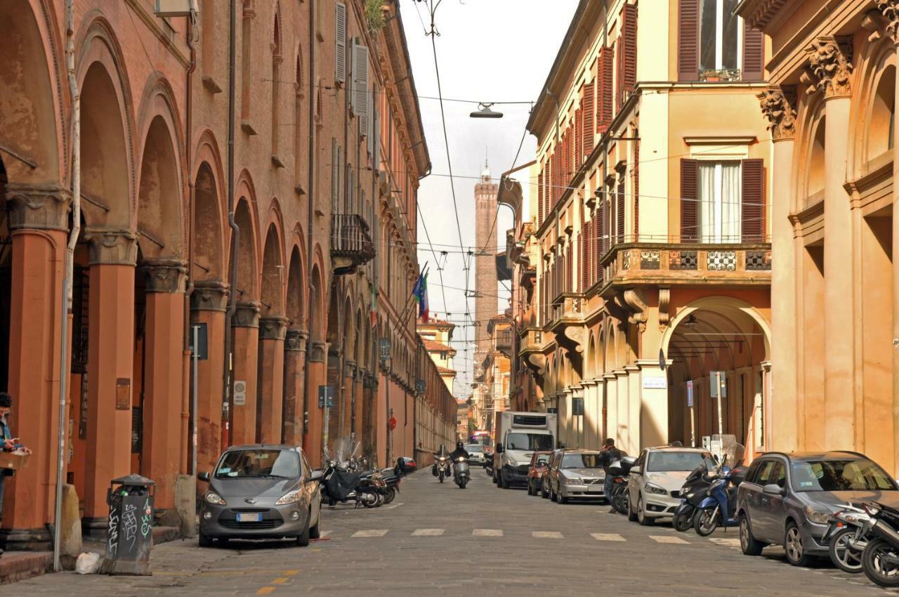ANDREA LUXURY APARTMENTS Strada Maggiore Studio 1 Bologna Esterno foto