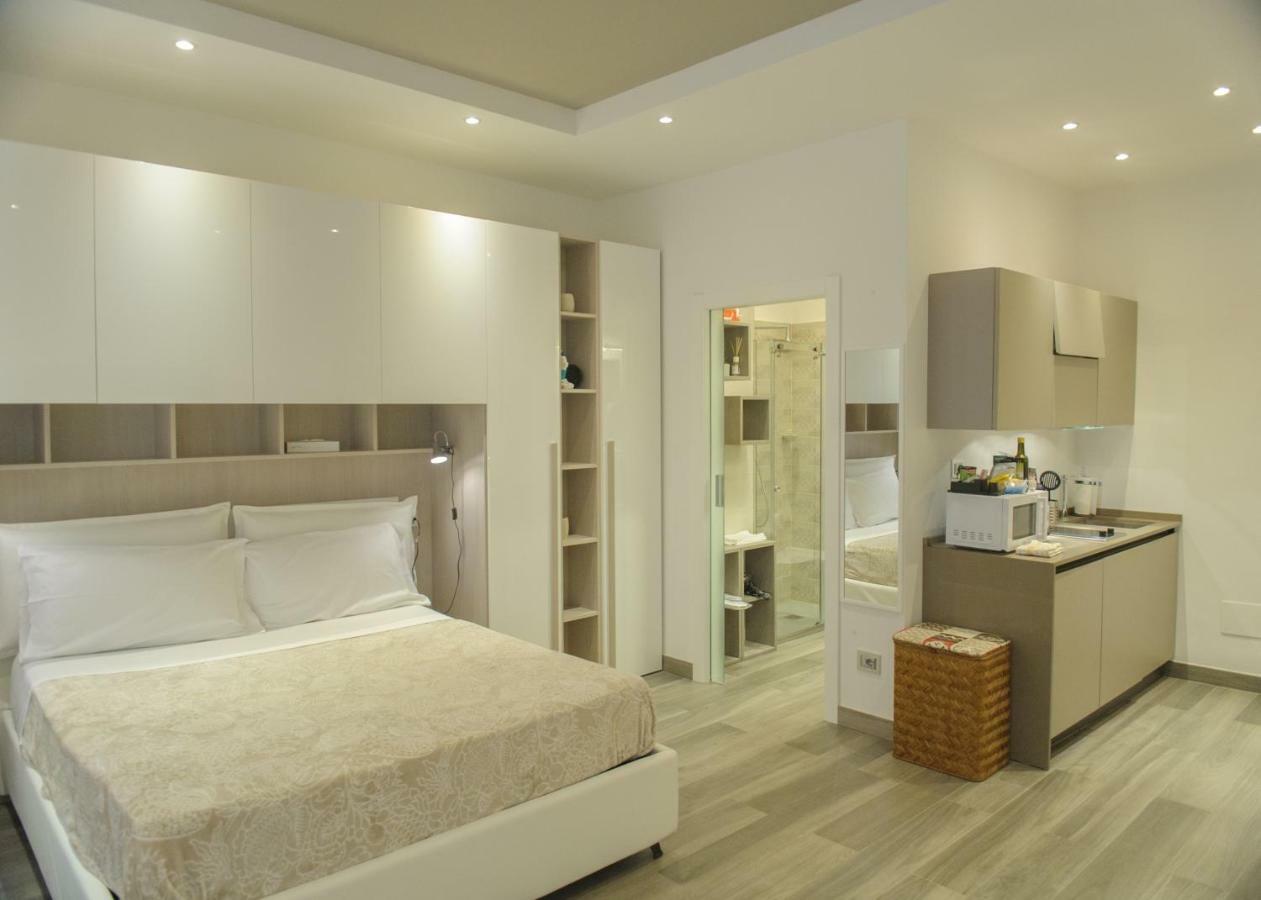 ANDREA LUXURY APARTMENTS Strada Maggiore Studio 1 Bologna Esterno foto