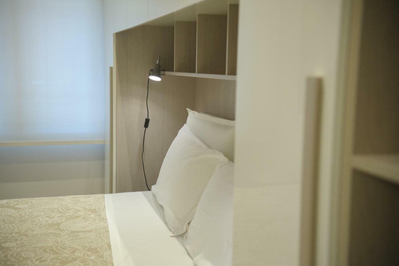 ANDREA LUXURY APARTMENTS Strada Maggiore Studio 1 Bologna Esterno foto